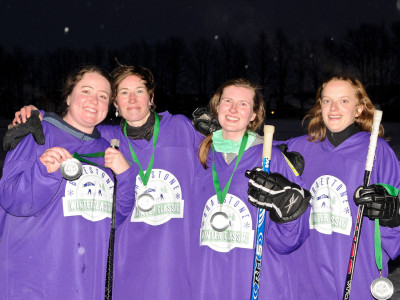 Women’s Division Silver Medalists: Ice Dawggies Women’s Division Silver Medalists: Ice Dawggies